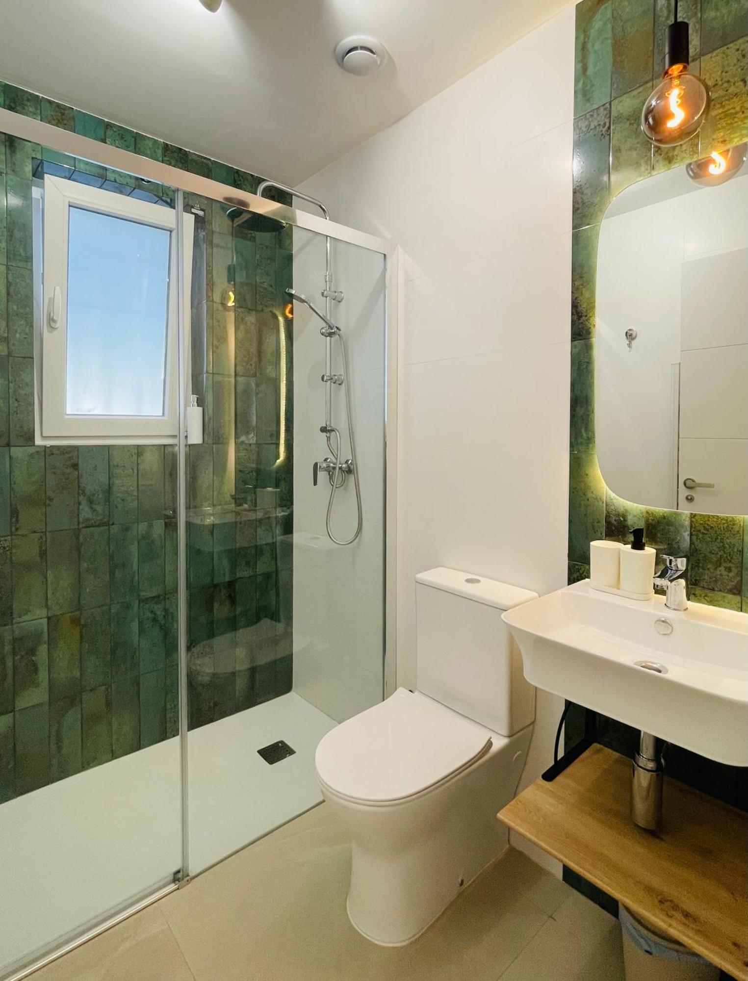 Solaz Malaga, Shared Apartment المظهر الخارجي الصورة