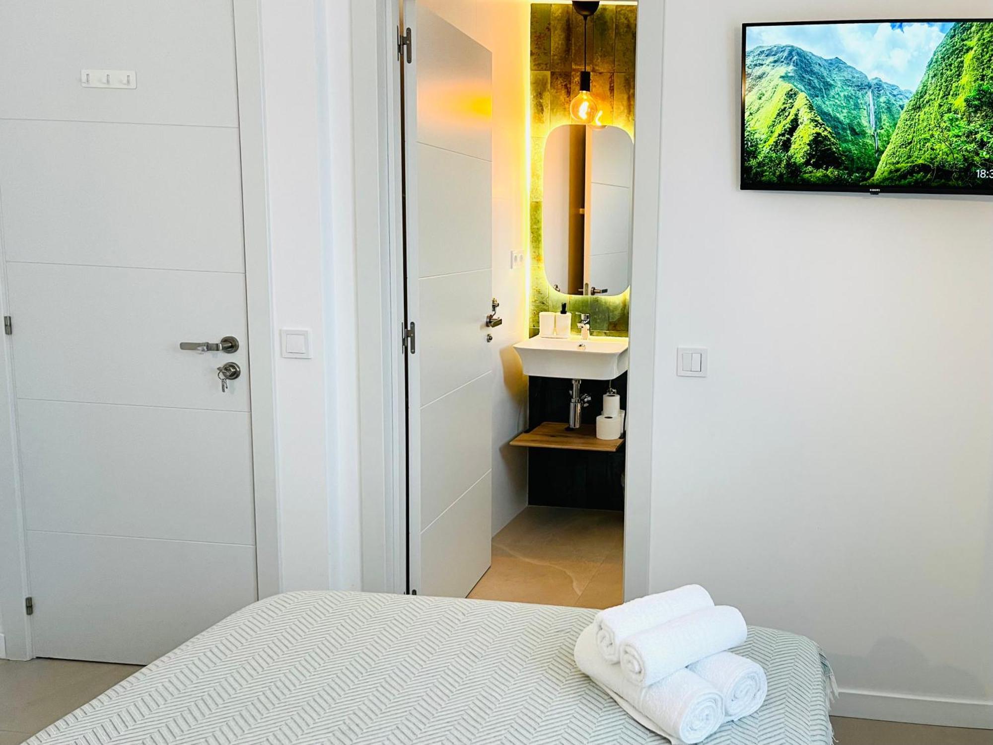 Solaz Malaga, Shared Apartment المظهر الخارجي الصورة
